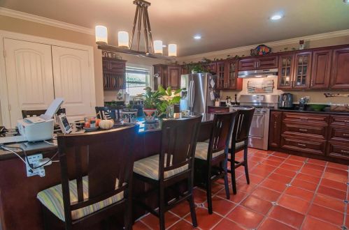 1708 Byu Shr Dr, Galveston TX 77551-4333 exterior