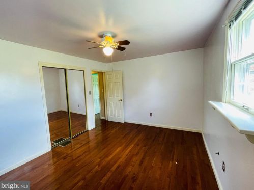 2879 Perkiomenville Rd, Harleysville PA  19438-1343 exterior