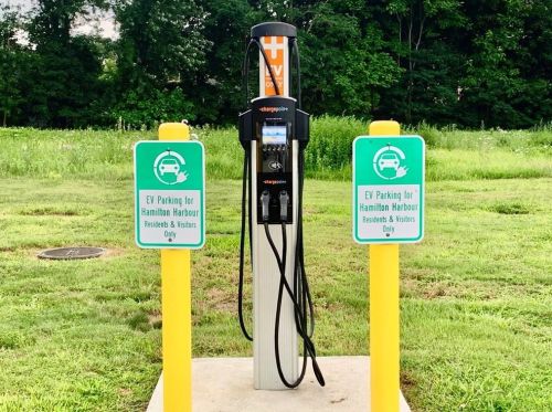 40 Web Ave, North Kingstown RI  02852-6822 exterior