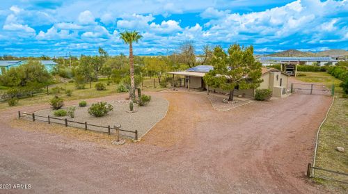 31914 163rd Ave, Sun City, AZ 85387-6198