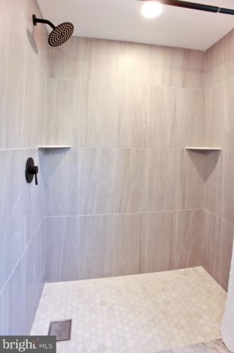 808 Sycamore Dr, Lansdale PA  19446-3128 exterior