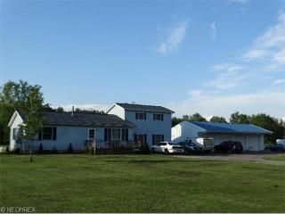 911 Griggs Rd, New Lyme, OH 44047-8771