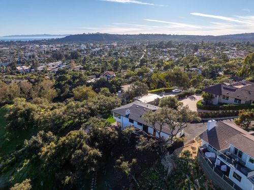 810 Largura Pl, Santa Barbara CA  93103-2019 exterior