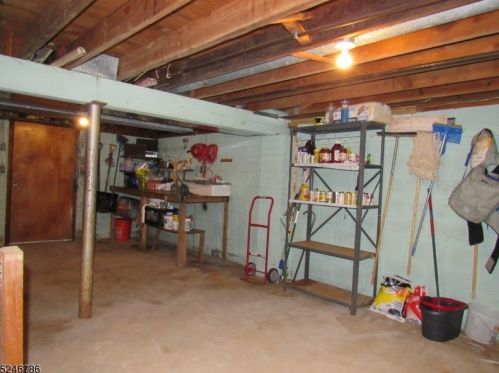 228 Camplain Rd, Manville NJ  08835-1406 exterior