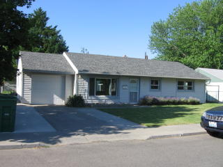 308 12 Ave, Kennewick WA  99337-4714 exterior
