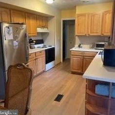 12609 Kemmerton Ln, Bowie MD  20715-2829 exterior
