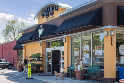 3801 Ewing Ave, Minneapolis MN  55410-1051 exterior