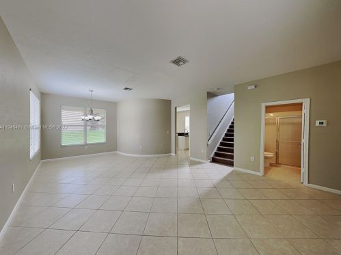 12611 42nd St, Hollywood FL  33027-6023 exterior