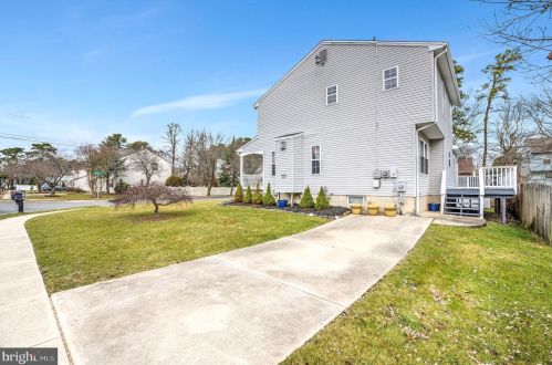 35 Madison Ave, Berlin Boro NJ  08009-9459 exterior