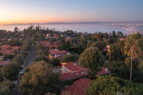 2433 Via Sonoma, Palos Verdes Estates CA  90274-2030 exterior