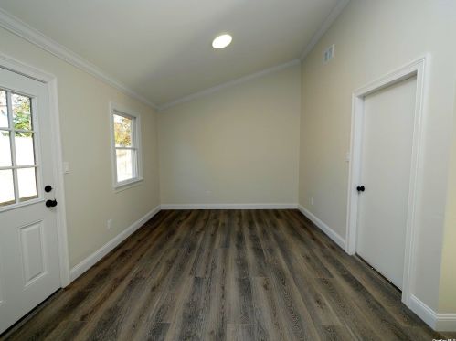 559 Canal Rd, Mount Sinai NY  11766-3304 exterior