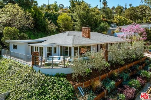 3558 Vista Haven Rd, Van Nuys, CA 91403-4331