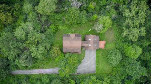 207 Osborne Hill Rd, Fishkill, NY 12524-2529