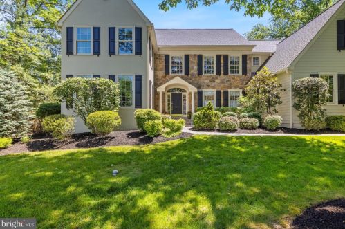 807 Dresher Way, Wayne, PA 19087-2062