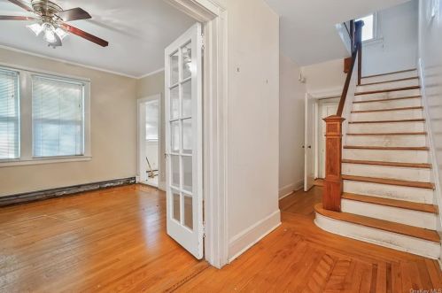 68 Albermarle Ave, New Rochelle, NY 10801-2812