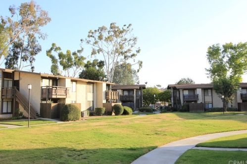 1150 Meadow Ln, Colton CA  92324-6400 exterior