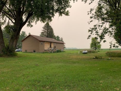 26498 240 Ave, Erdahl MN 56531-9457 exterior