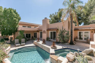 6192 28th Pl, Phoenix, AZ 85016-2157