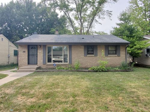 5151 83rd St, Milwaukee WI  53218-3647 exterior