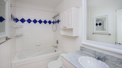 907 Marlin Dr, Vista CA  92084-5649 exterior