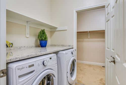 70 Greyhawk Dr, Mashpee MA 02649-4420 exterior