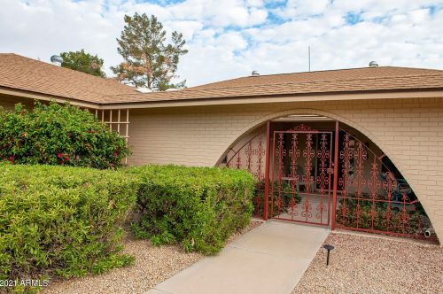 13142 Seville Dr, Sun City, AZ 85375-2555