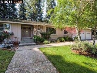 35 Via Robles, Alamo, CA 94507-2658