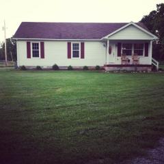 2455 Toll Gate Rd, Petersburg, TN 37144-2301