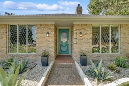 2712 Chamberlain Cir, Plano, TX 75023-5401