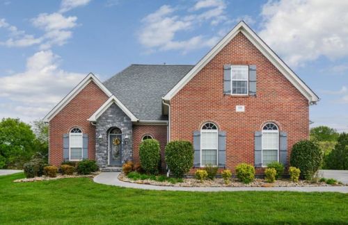 636 Rockwell Farm Ln, Knoxville, TN 37934-4461