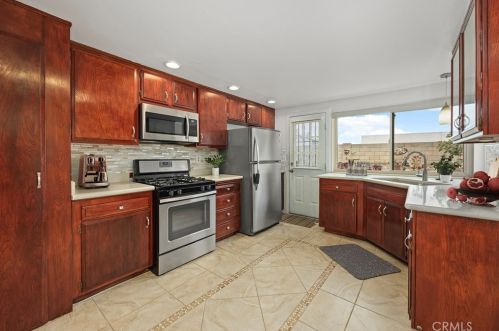 712 Brentwood Ave, Orange CA  92865-2317 exterior