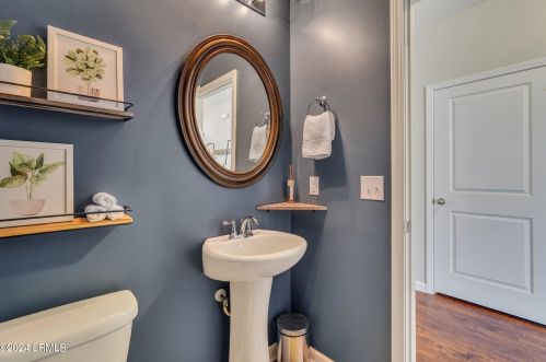 4923 Tidal Walk Ln, Beaufort SC  29907 exterior