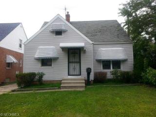 22081 Maydale Ave, Cleveland, OH 44123-1930