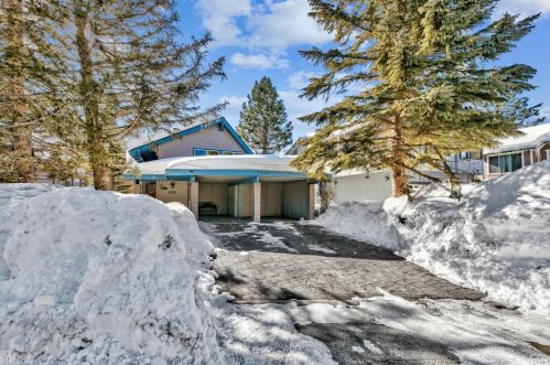 1988 Marconi Way, South Lake Tahoe, CA 96150-6634