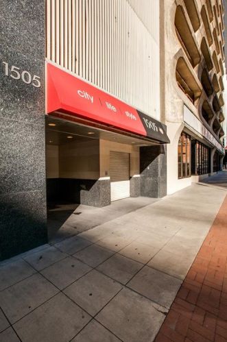 1505 Elm St, Dallas TX 75201-3530 exterior