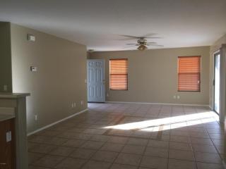 6212 70th Ln, Glendale, AZ 85303-4418