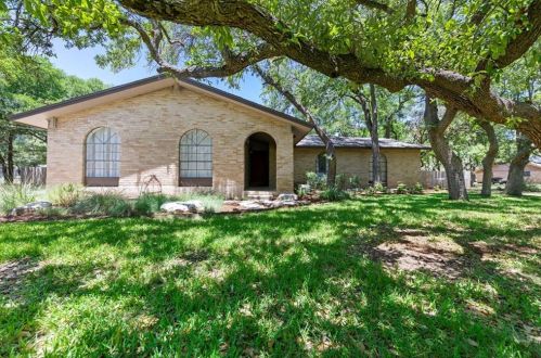 237 Mesa Dr, Georgetown, TX 78628-1530