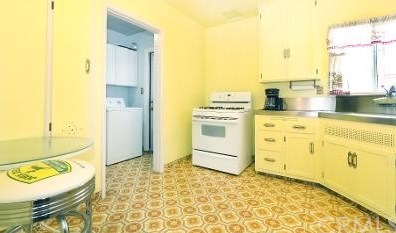 6016 Sugarwood St, Lakewood CA  90713-2444 exterior