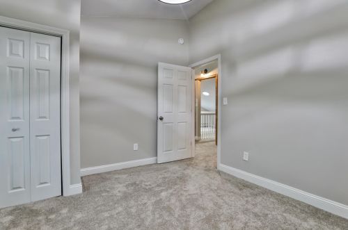 97 Lower Camp Rd, Northwood NH  03261-4305 exterior