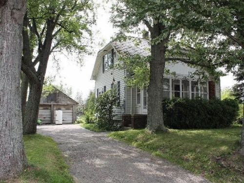 10969 Bennett Rd, Van Buren Bay, NY 14048-3001