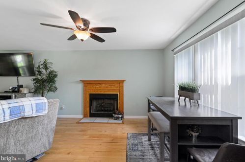 195 Apple Blossom Dr, Camden-Wy DE  19934-1970 exterior