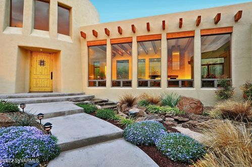 240 Crystal Sky Dr, Sedona AZ 86351-7450 exterior