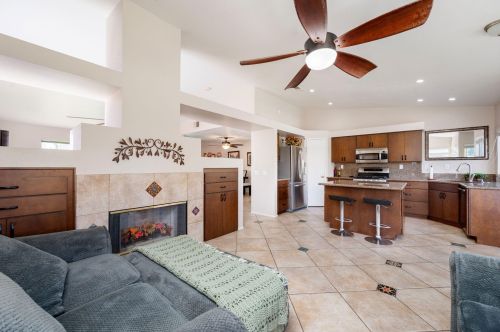 45160 Bridgette Way, La Quinta CA  92253-7200 exterior