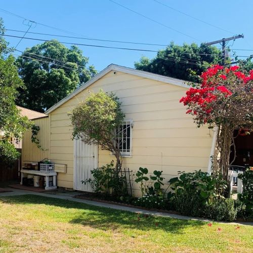 1504 Pearl Ave, Compton CA  90221-1556 exterior