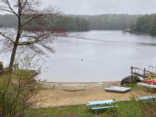 47 Old Woods Rd, Northwood NH  03261-3856 exterior