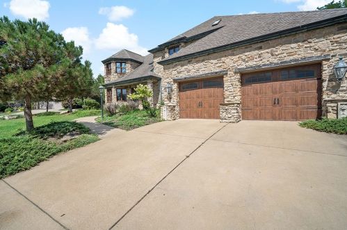 1029 Fawn Valley Dr, Canonsburg, PA 15317-8519