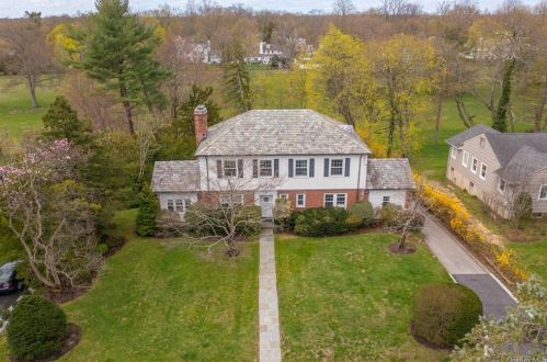 29 Oxford Rd, White Plains, NY 10605-3607