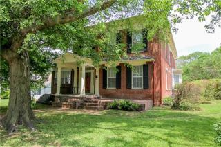 1033 Madison St, Clarksville, TN 37040-3546