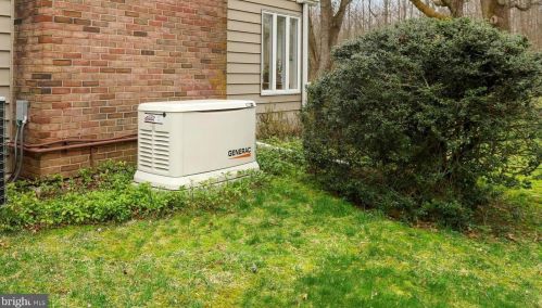 343 Richard Rd, Yardley PA  19067-1969 exterior