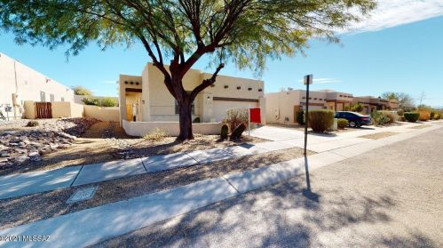 3715 Escalante Oasis Pl, Tucson, AZ 85730-4496